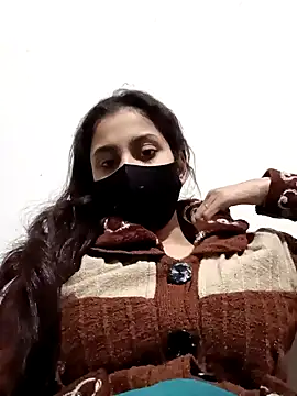 Snapshot of magicmoment00786 chatting on 12.14.24 magicmoment00786 online show from 12.14.24