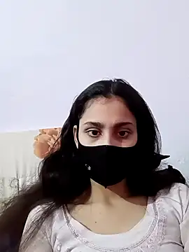 Snapshot of magicmoment00786 chatting on 12.18.24 magicmoment00786 online show from 12.18.24