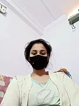 Snapshot of magicmoment00786 chatting on 12.22.24 magicmoment00786 online show from 12.22.24