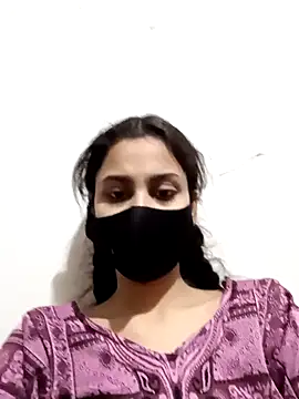 Snapshot of magicmoment00786 chatting on 02.06.25 magicmoment00786 online show from 02.06.25