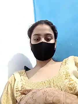 Snapshot of magicmoment00786 chatting on 09.10.25 magicmoment00786 online show from 09.10.25