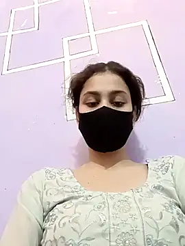 Snapshot of magicmoment00786 chatting on 09.26.25 magicmoment00786 online show from 09.26.25