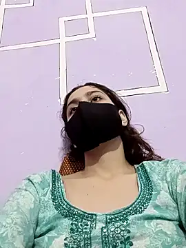 Snapshot of magicmoment00786 chatting on 10.31.25 magicmoment00786 online show from 10.31.25