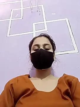 Snapshot of magicmoment00786 chatting on 11.13.25 magicmoment00786 online show from 11.13.25