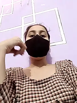 Snapshot of magicmoment00786 chatting on 11.25.25 magicmoment00786 online show from 11.25.25