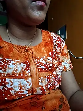 Snapshot of Tamillminnal chatting on 09.22.25 Tamillminnal online show from 09.22.25