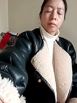 Snapshot of miaomiao520 chatting on 12.21.24 miaomiao520 online show from 12.21.24