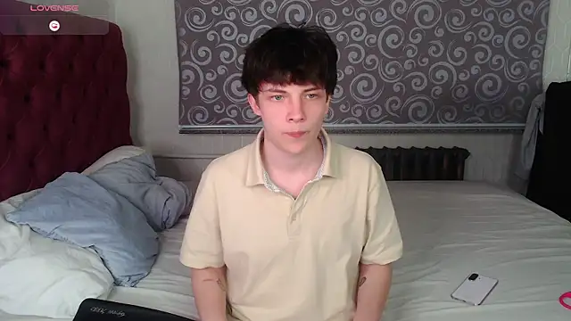 Snapshot of iwillfall chatting on 04.05.26 iwillfall online show from 04.05.26