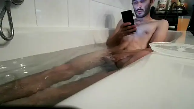 Snapshot of kisandgioni chatting on 09.14.25 kisandgioni online show from 09.14.25