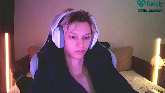 Ostin meow online show from 02.24.25