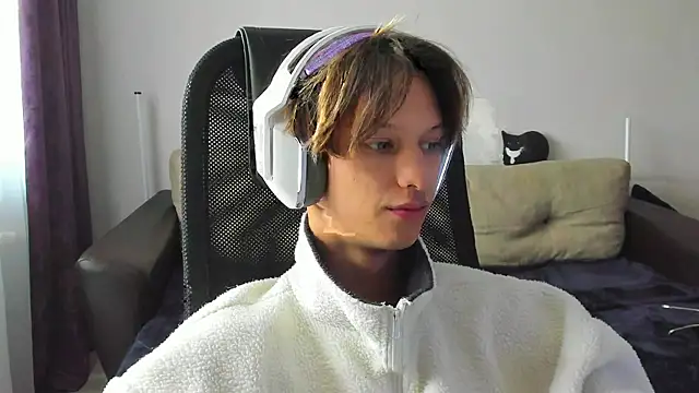 Ostin meow online show from 09.24.25