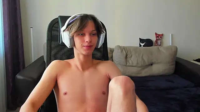 Ostin meow online show from 10.21.25