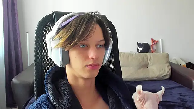 Ostin meow online show from 10.29.25