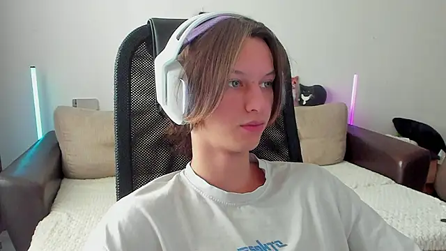 Ostin meow online show from 02.03.26