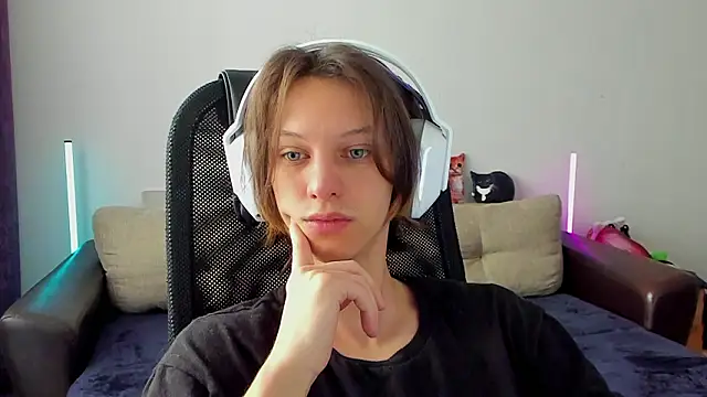 Ostin meow online show from 03.03.26