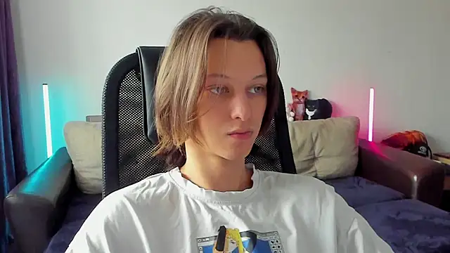 Ostin meow online show from 05.12.26