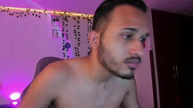 Raf brunette online show from 01.08.25