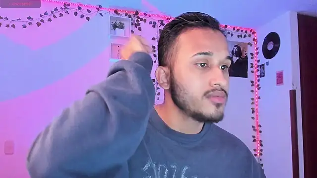 Raf brunette online show from 03.02.25