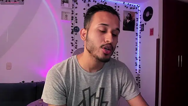 Raf brunette online show from 03.09.25