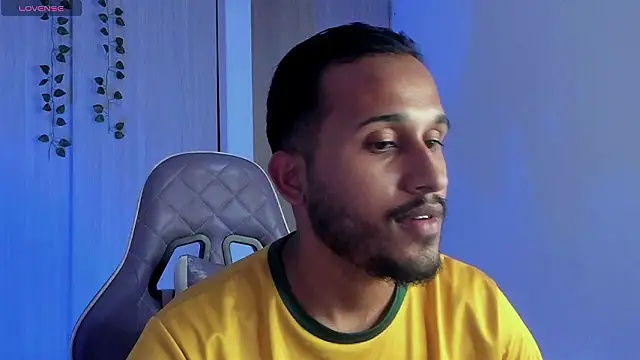 Raf brunette online show from 02.02.26