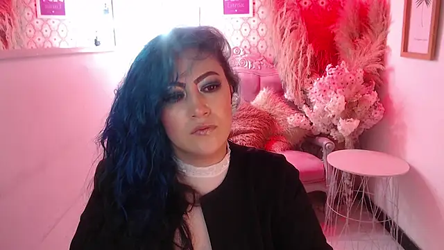 Snapshot of scarleth_blue chatting on 01.19.26 scarleth blue online show from 01.19.26