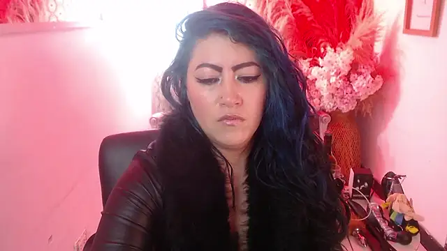 Snapshot of scarleth_blue chatting on 02.12.26 scarleth blue online show from 02.12.26