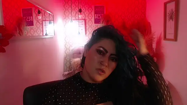 Snapshot of scarleth_blue chatting on 02.18.26 scarleth blue online show from 02.18.26