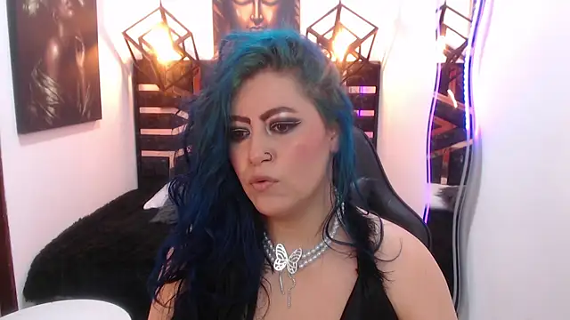 Snapshot of scarleth_blue chatting on 05.20.26 scarleth blue online show from 05.20.26