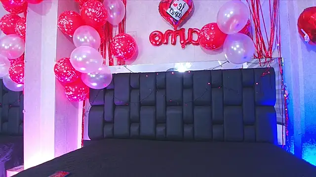 Snapshot of canela_oss chatting on 02.14.25 canela oss online show from 02.14.25