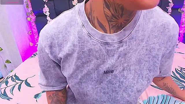 Snapshot of canela_oss chatting on 10.03.25 canela oss online show from 10.03.25