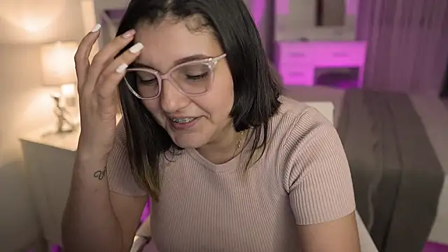 Camilaa bueno online show from 01.04.25