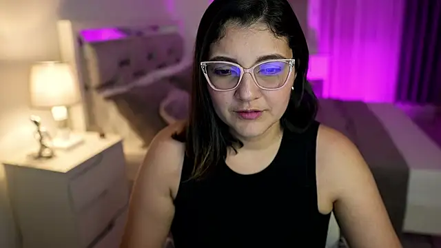 Camilaa bueno online show from 02.13.25