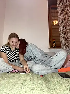 ella grays online show from 10.15.25