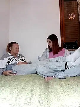 ella grays online show from 10.21.25