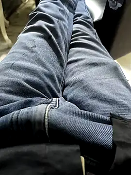 Snapshot of faaseel chatting on 03.09.25 faaseel online show from 03.09.25