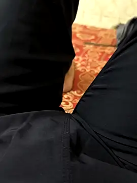 Snapshot of faaseel chatting on 03.13.25 faaseel online show from 03.13.25