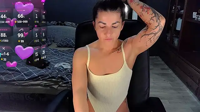 Aria Dl online show from 12.27.24