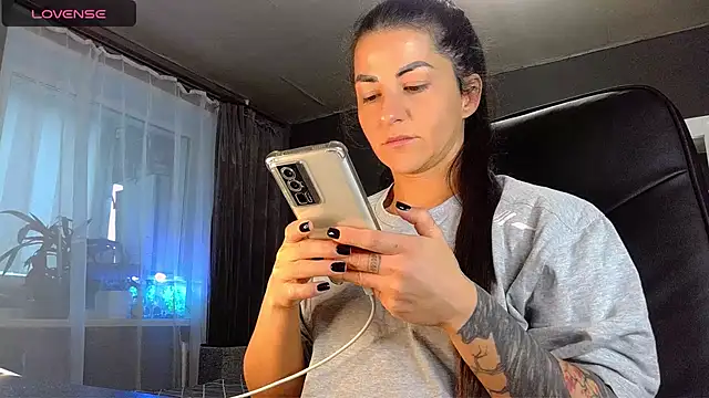 Aria Dl online show from 01.28.25