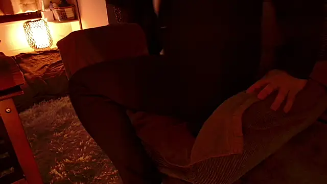 Snapshot of undo-busoku69 chatting on 12.29.24 undo-busoku69 online show from 12.29.24