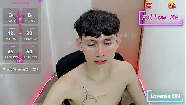 Snapshot of tanjiro_cute chatting on 01.10.25 tanjiro cute online show from 01.10.25