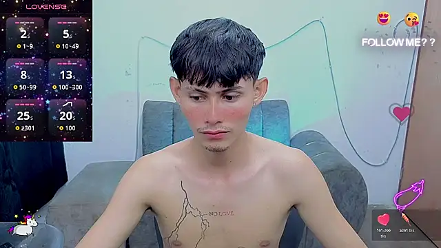 Snapshot of tanjiro_cute chatting on 07.04.26 tanjiro cute online show from 07.04.26