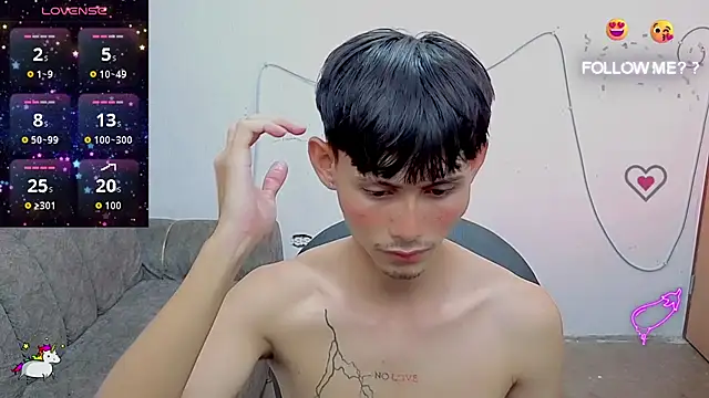 Snapshot of tanjiro_cute chatting on 07.06.26 tanjiro cute online show from 07.06.26