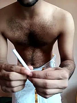 Snapshot of Vignesh3246 chatting on 11.07.25 Vignesh3246 online show from 11.07.25