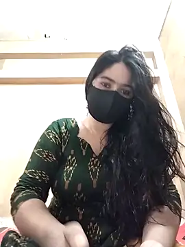 Magical Girl- online show from 10.05.25