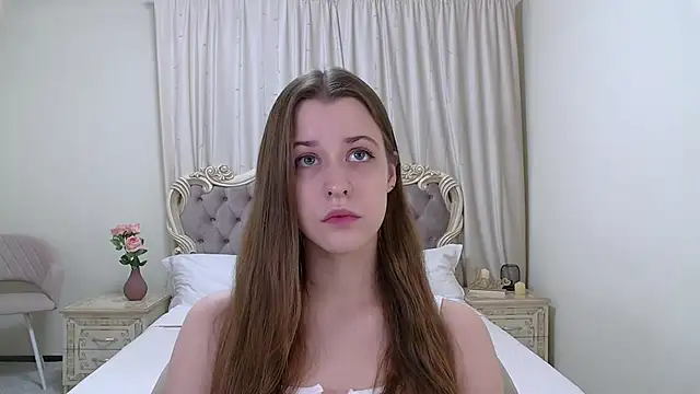 Snapshot of AgataAisitt chatting on 09.24.25 AgataAisitt online show from 09.24.25