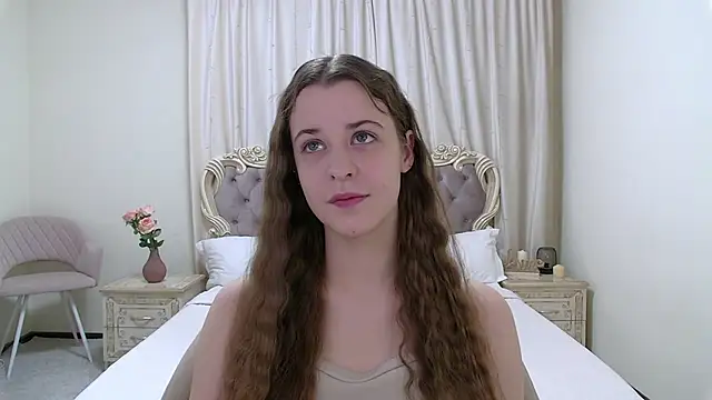 Snapshot of AgataAisitt chatting on 10.19.25 AgataAisitt online show from 10.19.25