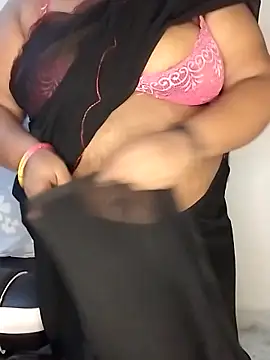 Snapshot of Sexy_Radhikaa chatting on 05.26.26 Sexy Radhikaa online show from 05.26.26