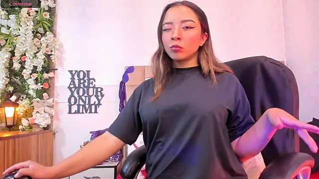 natacha  black  online show from 01.29.25