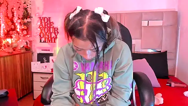 natacha  black  online show from 02.25.25