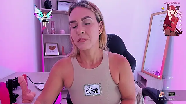 Evangeline johns online show from 09.19.25